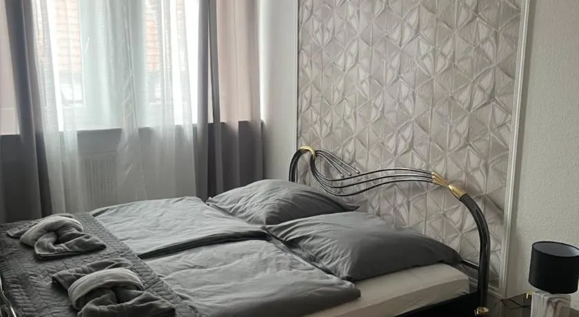 Hotel Lindenhof - Image 1