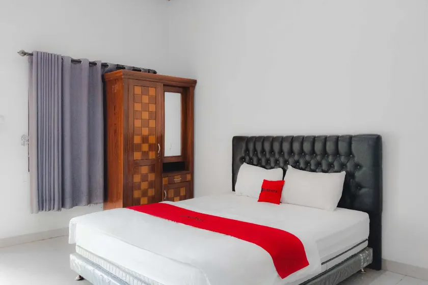 RedDoorz at Trans Hotel Cilegon - Image 1