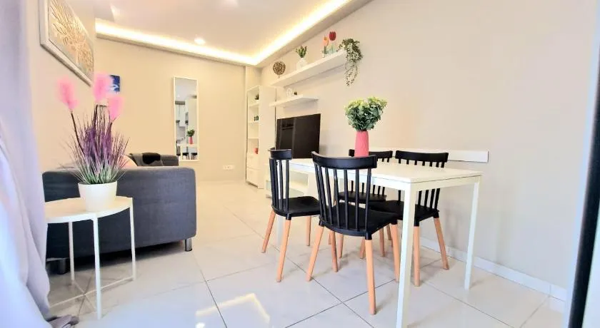 Apartamento Nicole en el centro de Alcalá - Image 1