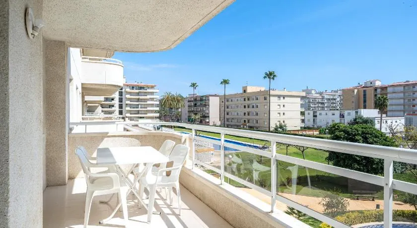Hauzify I Apartament Aqua Marina - Image 1