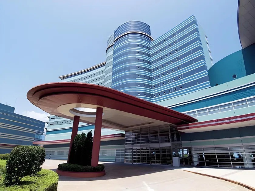 Biwako Hotel - Image 1