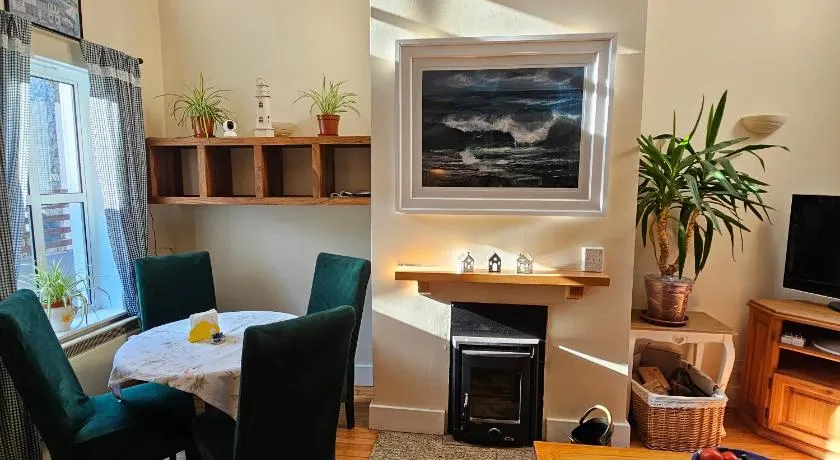 Cozy Cottage Cloghane - Image 1