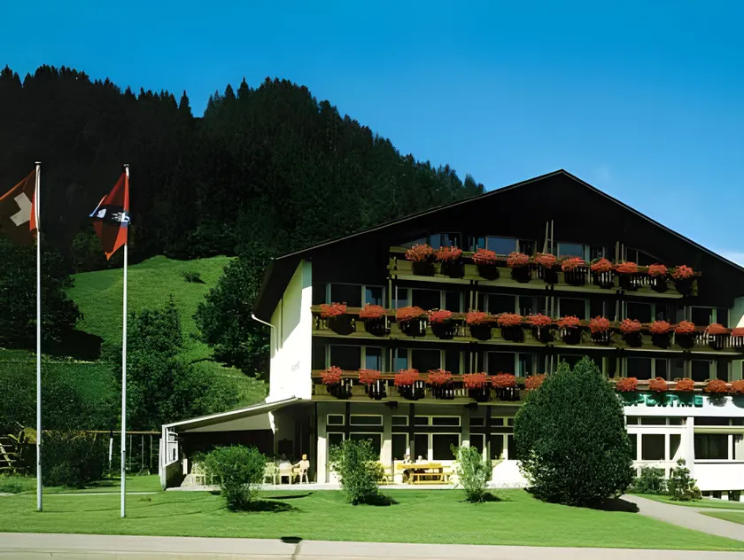 Hotel Sporting - Image 1