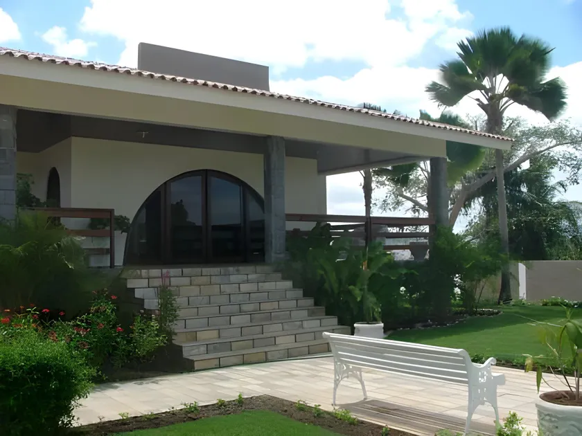 Hotel Três Palmeiras - Image 1