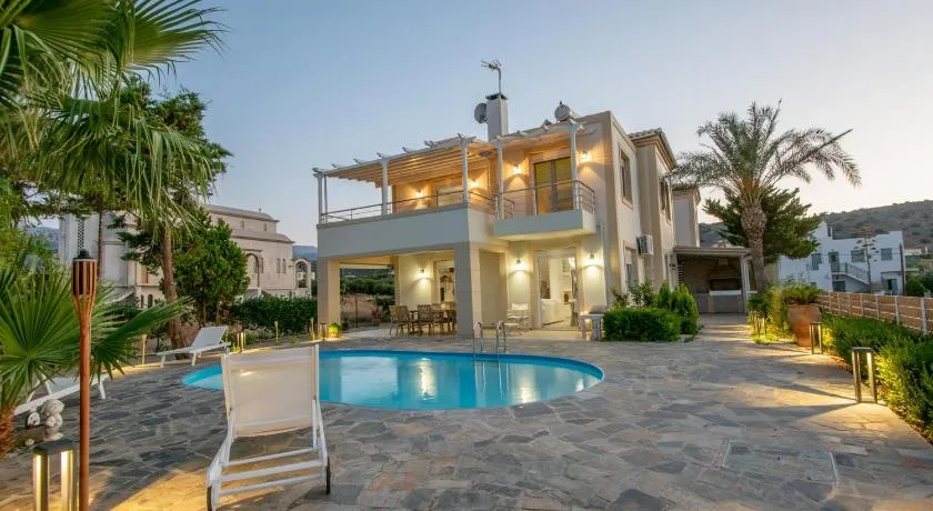 Villa Elena - Image 1