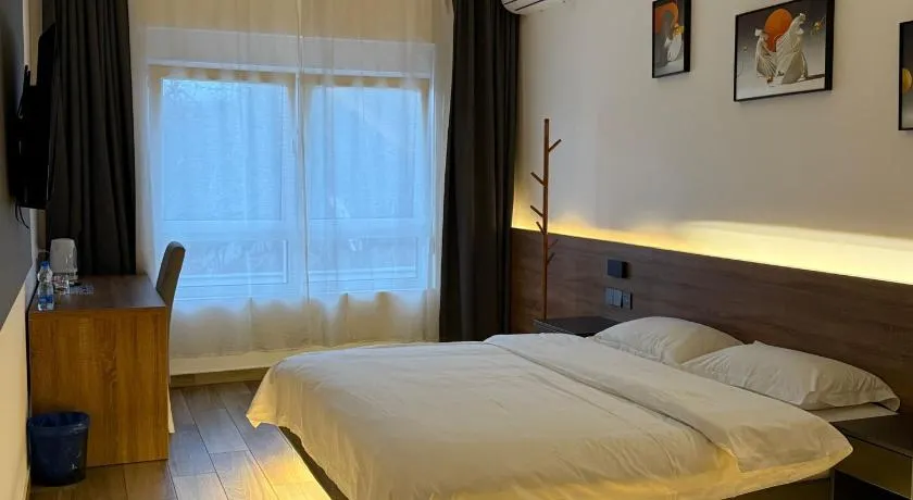 H.T Hotel - Image 1