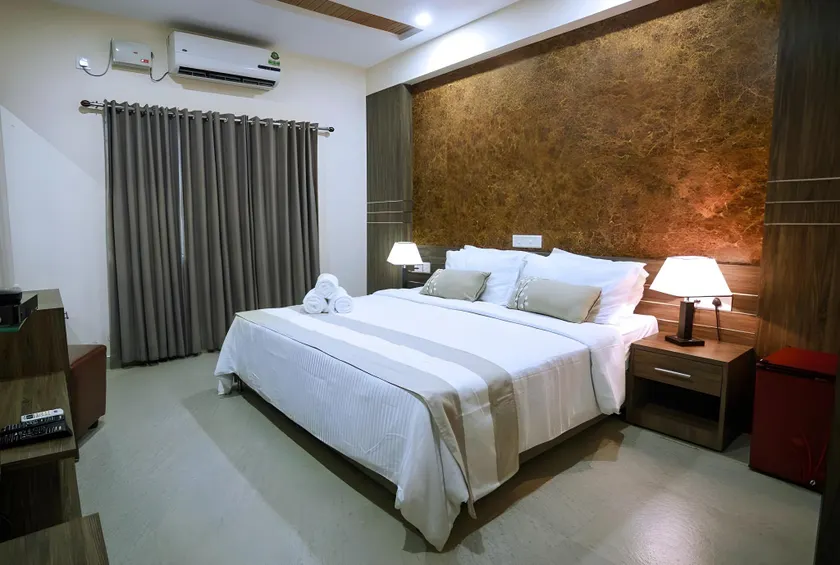 Hotel Shams Inn - Image 1