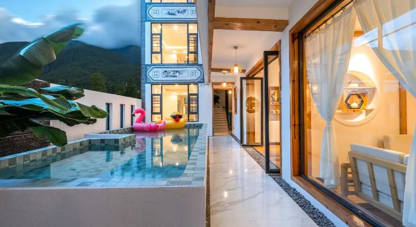 Yishanju Designer Hotel, Dali Ancient City - Image 1