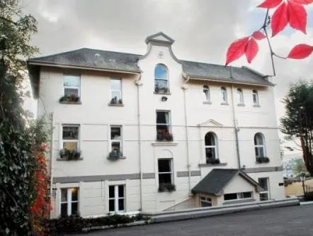 Gabriel House Guesthouse - Image 1