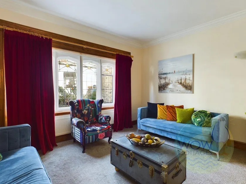 Haslemere Cottage, Beer – Coastal Getaway Near the Beach - Image 1