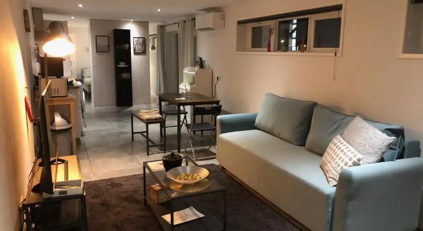 Gastensuite Eindhoven B&B Flora - Image 1