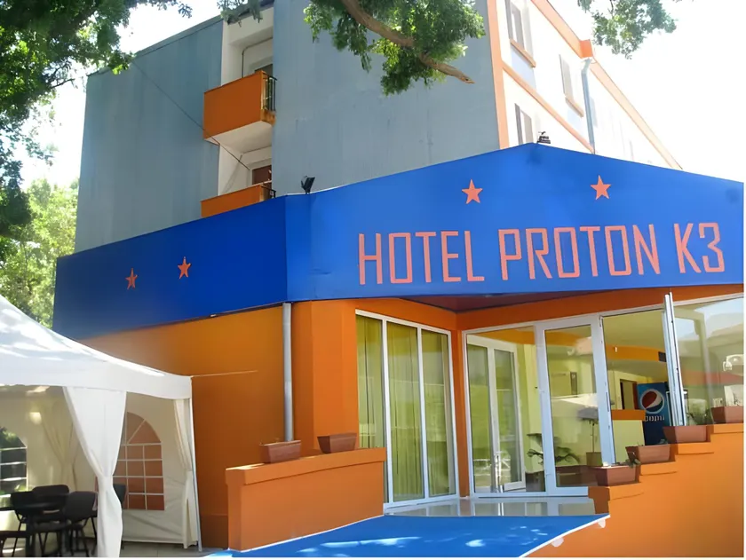 Hotel Proton K3 - Image 1