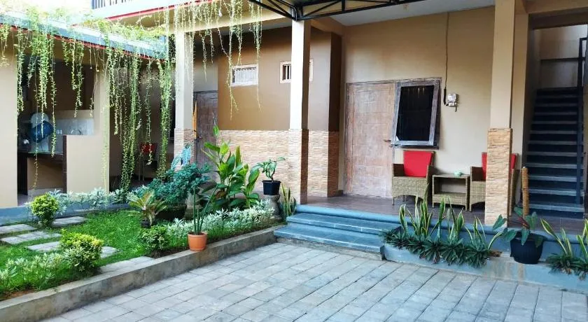 Lidah Lokal Guest House Singaraja - Image 1