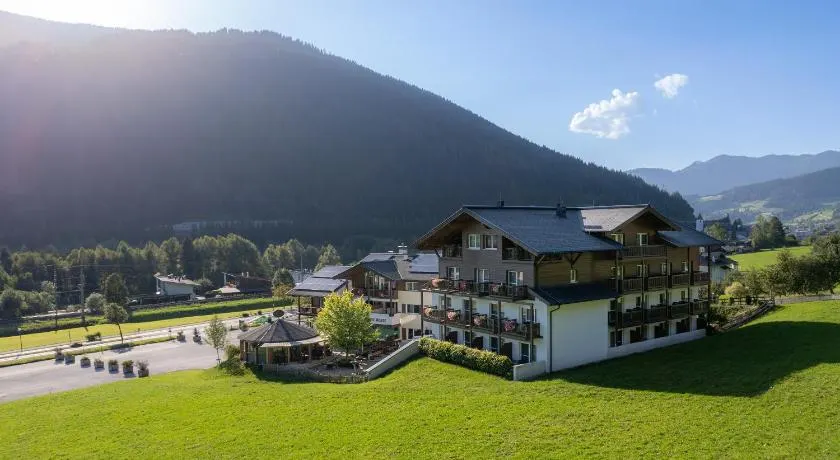 Landhotel Berger - Image 1