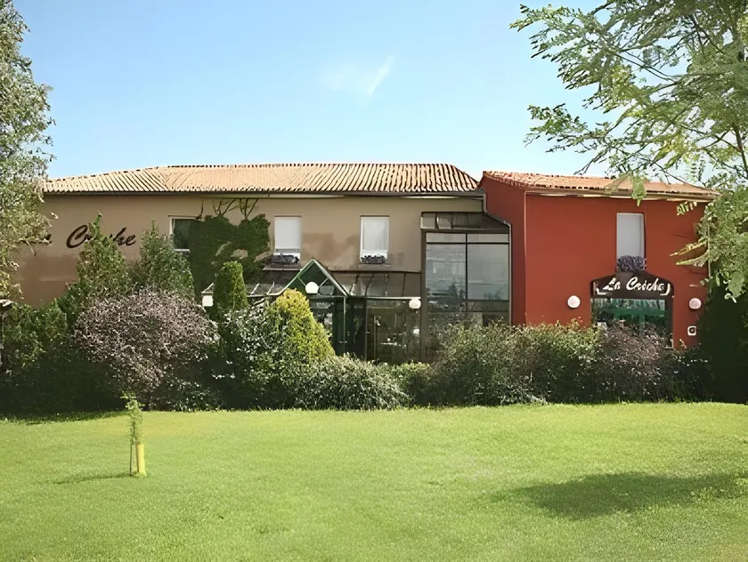 Hôtel Logis La Crèche La Chomette - Image 1