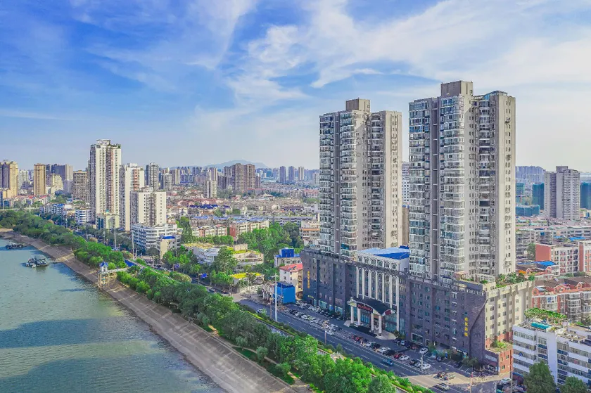 Changde Four Seasons Spring Jinyue Hotel - Image 1