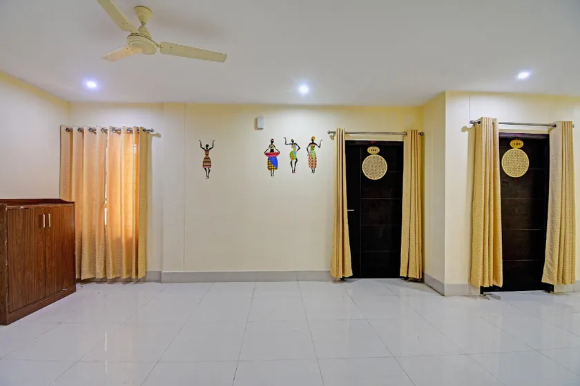 Hotel O Mahavir Galaxy - Image 1