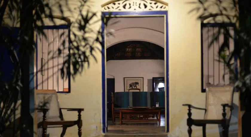 15LMD Villa in Front of the Lagoon - Image 1