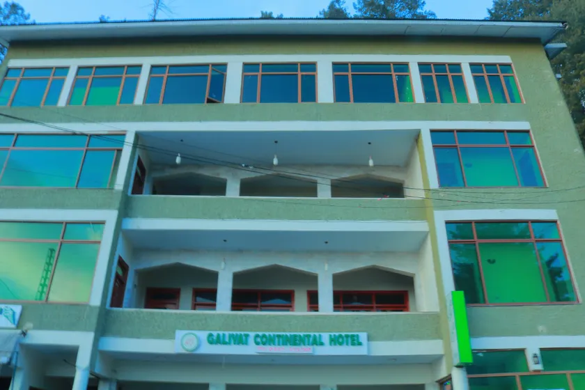 Hotel Galiyat Continental - Image 1