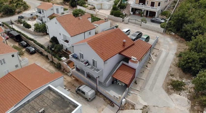 Gavran Apartment Vinjerac - Image 1