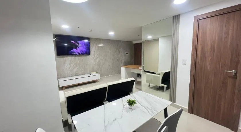 Luxury Apartment Piso 35 with City View - Image 1