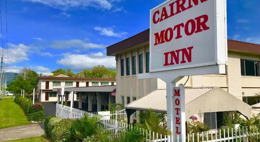 Cairns Motor Inn - Image 1