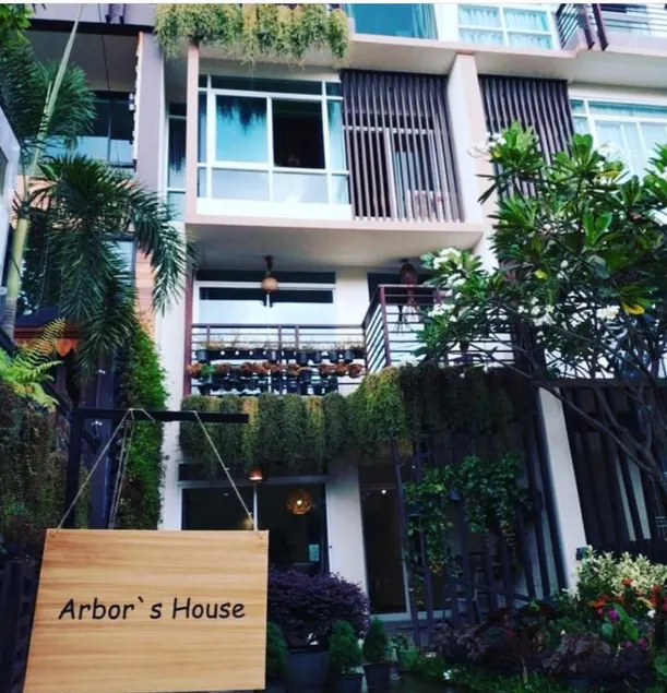 Arbor's house and hostel - Image 1
