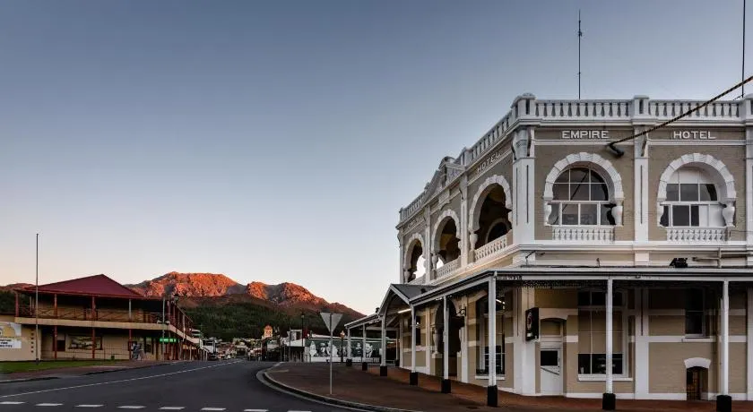 Empire Hotel Queenstown - Image 1