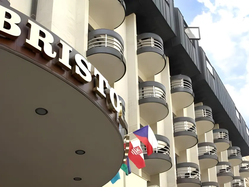 Bristol Vila Tereza - Image 1