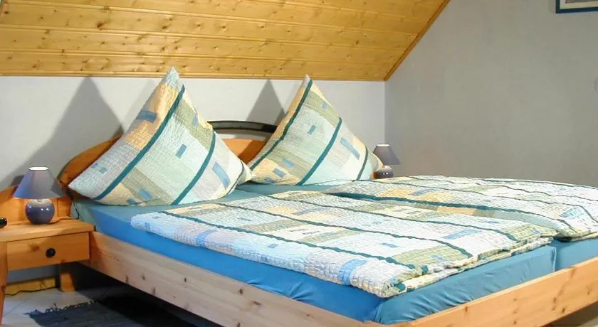 Weingut & Gästezimmer Butzbach - Image 1