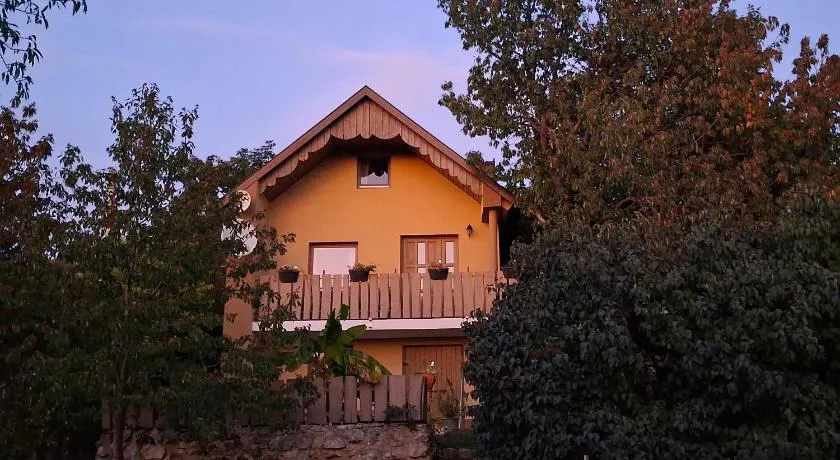 Varázskuckó Apartman - Image 1