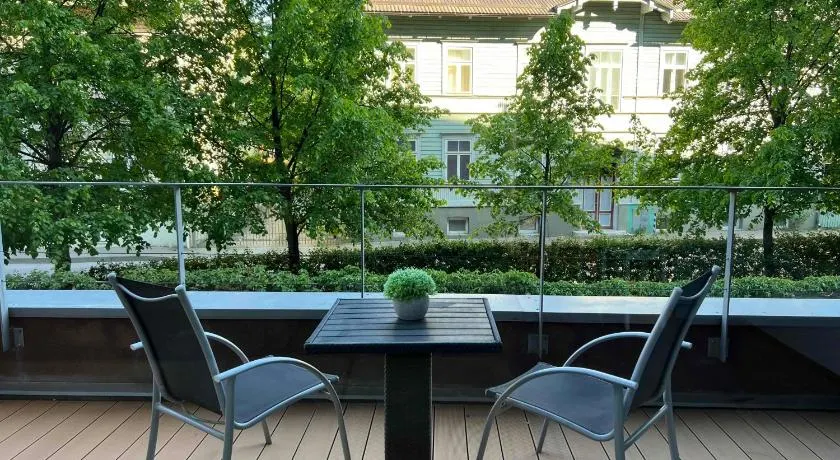 Next to Old Town, Free Underground Parking, Peaceful Location - Image 1