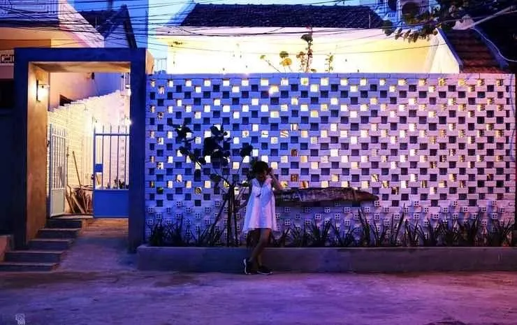 Samstay - Image 1