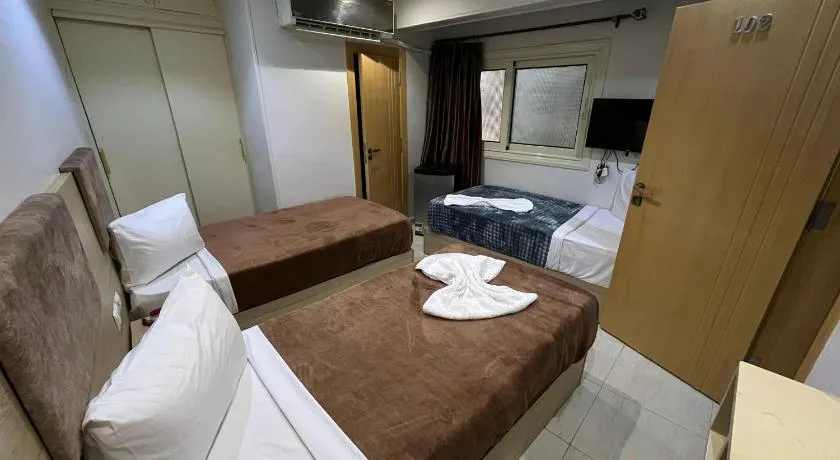 Bostan Hotel - Image 1