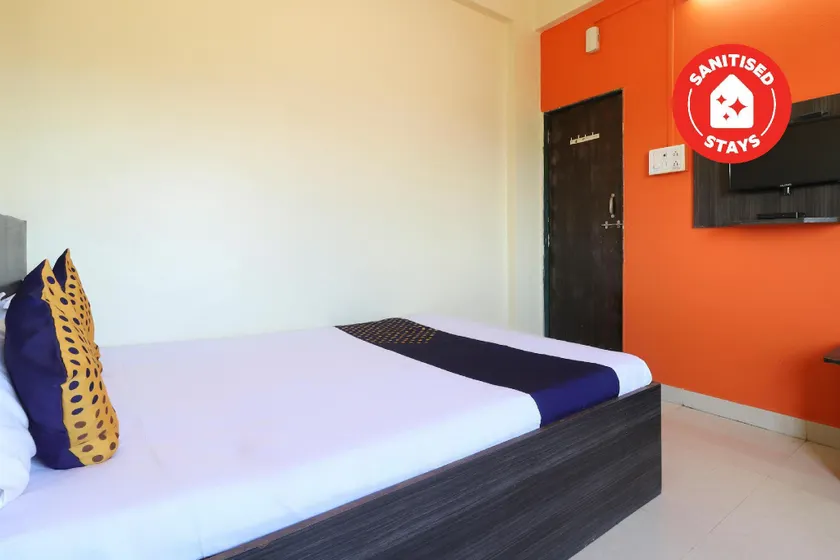 SPOT ON 68815 Hotel Sarthak - Image 1
