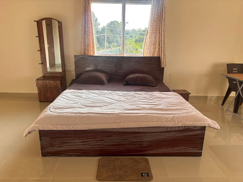 Hotel O LAYA HOTELS - Image 1