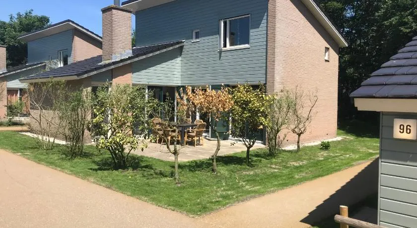 Haags Duinhuis - familyfriendly holidayhome with sauna - Image 1