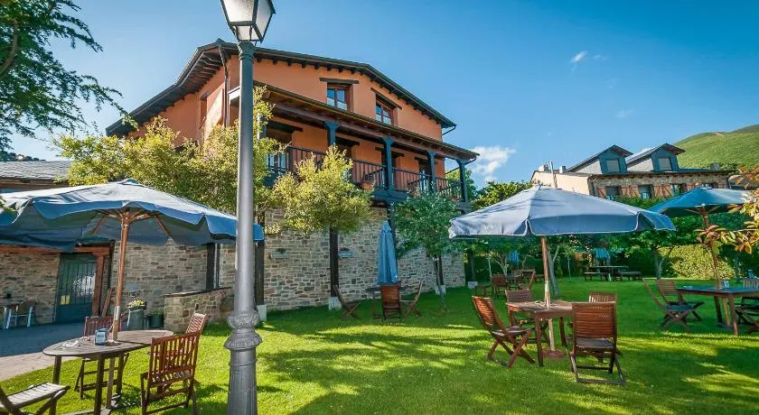 Hotel Rural El Verdenal - Image 1