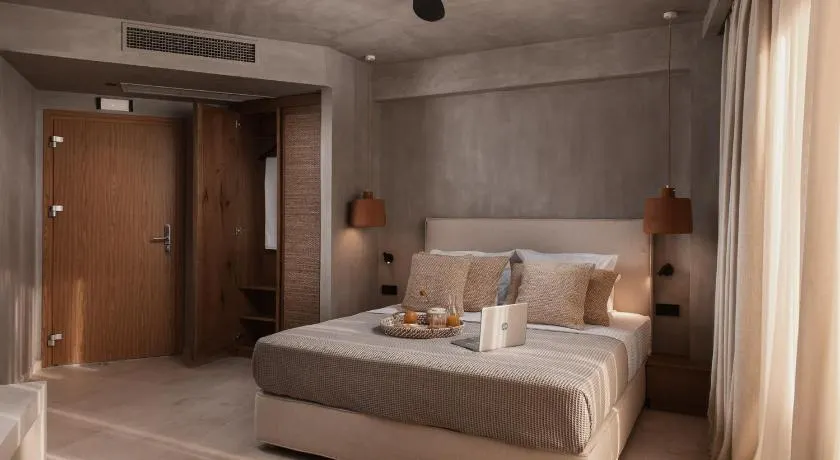 Myra Hotel - Image 1