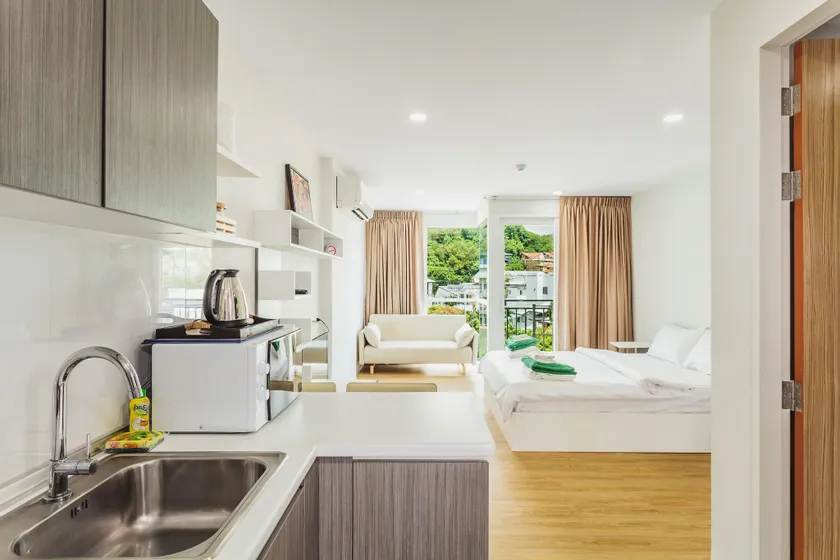 Ozone Condo in Kata A606-Studio - Image 1