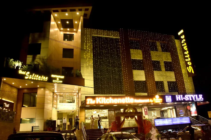 Hotel Solitaire - Image 1