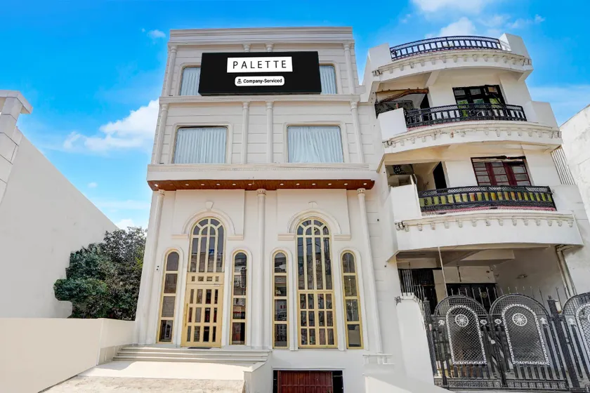 Palette Hotel and Resorts Patrakar Colony Formerly Shree Maruti Tower - Image 1