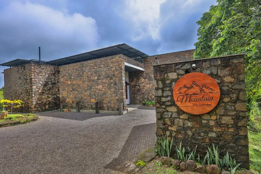 Mountain View Villa - Image 1