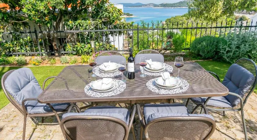 Apartment Kiara near the beach - Image 1