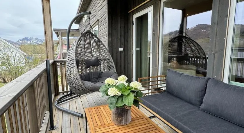 The apartment in the middle of Lofoten - Image 1