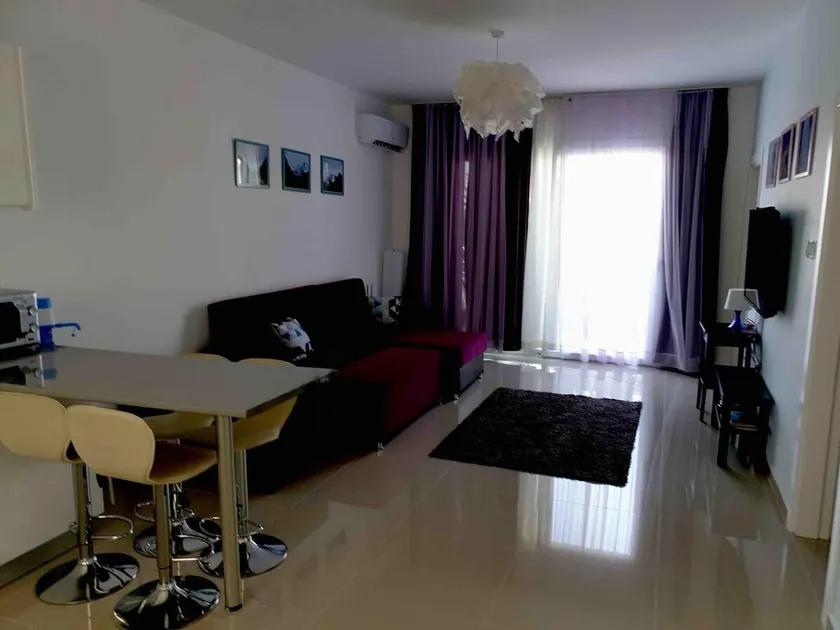 Апартаменты с террасой Caesar Beach в шаге от моря - Image 1