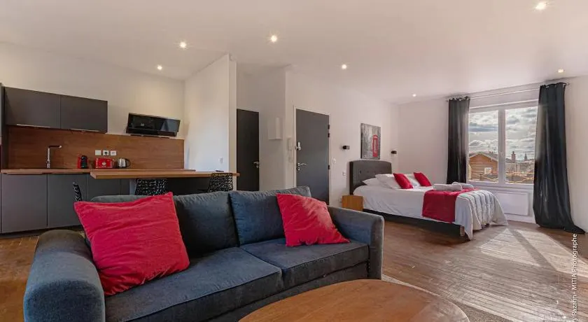 Les Suites Locarno, Parking-Proche gare - Image 1