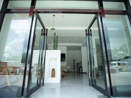 Qujing Optimal Floating in the Home Stay Facility - Image 1