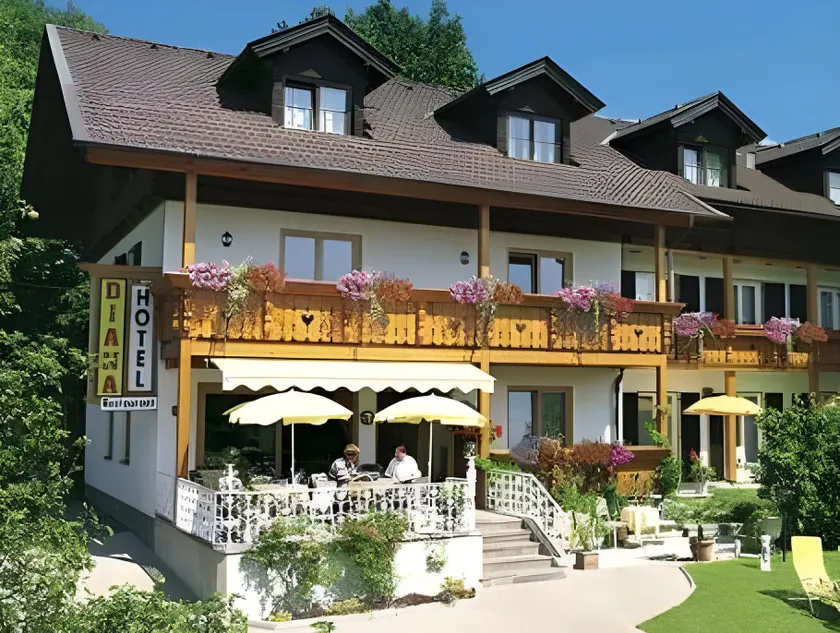 Hotel Diana - Image 1