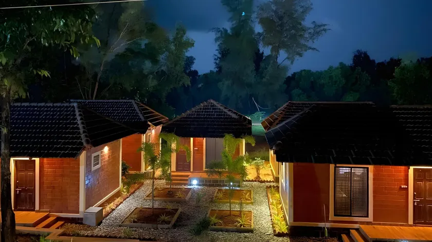 Silver Sand Beach Resort - Image 1